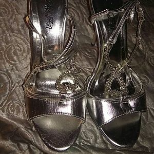 Silver heels with jews